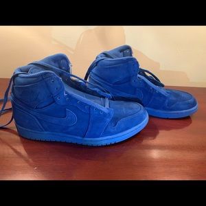Jordan 1 retro blue suede
